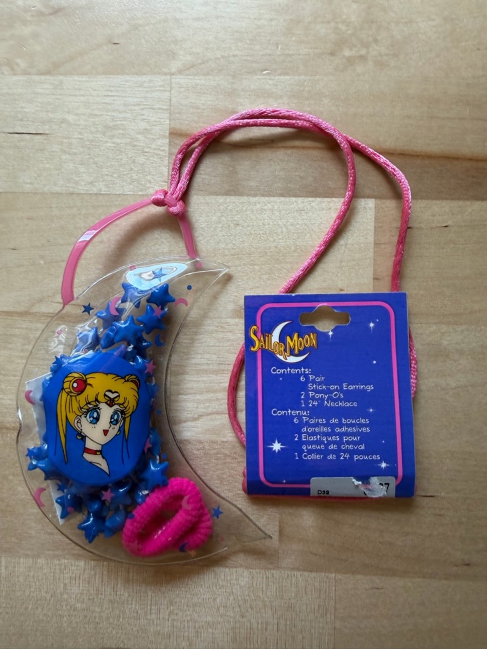 Vintage 1995 Sailor Moon Kids Necklace & Accessory Set with stick on earrings